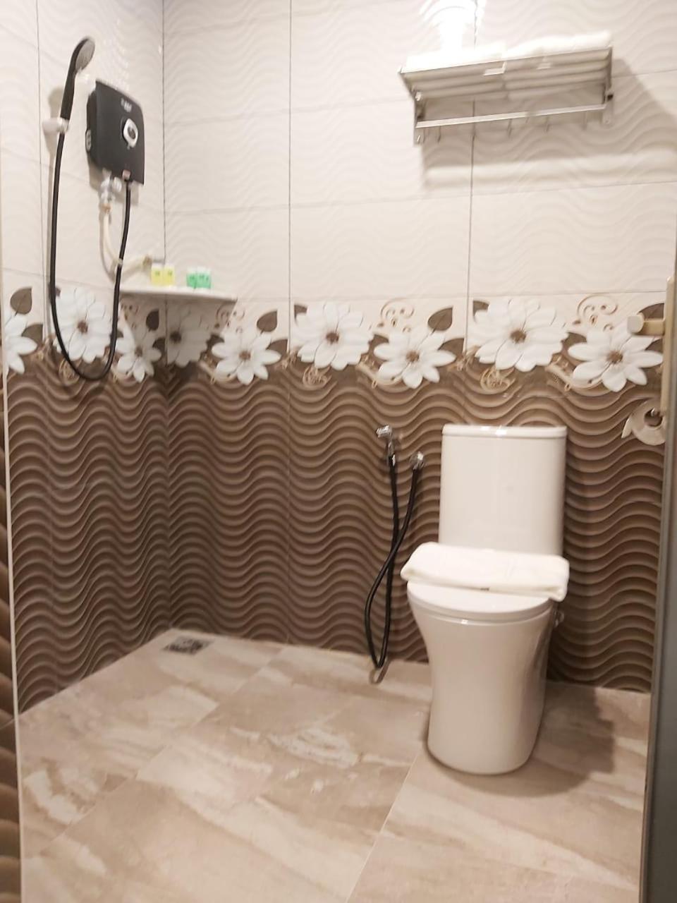 Kb Hotel Kepala Batas  Εξωτερικό φωτογραφία